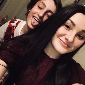 Meet your Posher, Dakoda